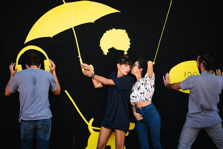 SELFIE WALL 100architects