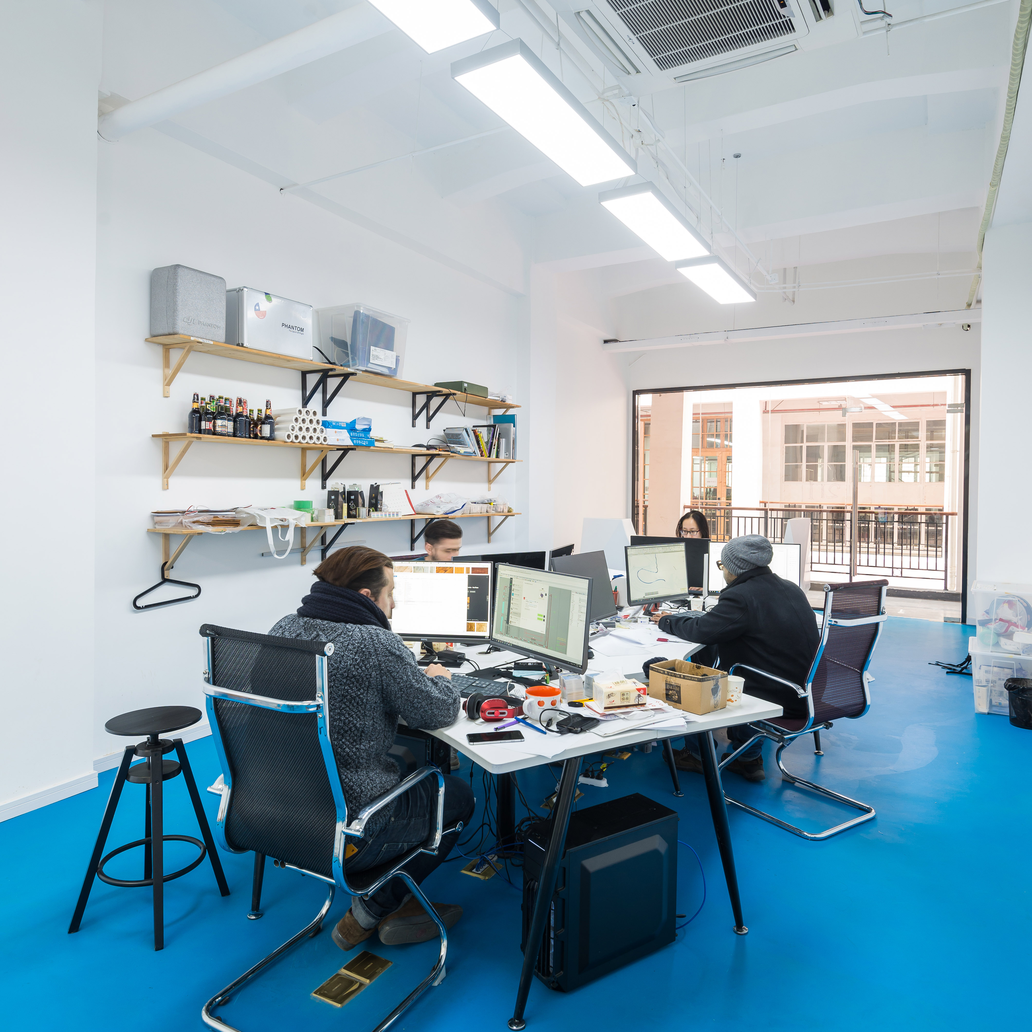 Our office is located in Shanghai, at the Hongkou District, Li Yang Road, at the north Bund Art Zone.<br />
Come and visit us! =)