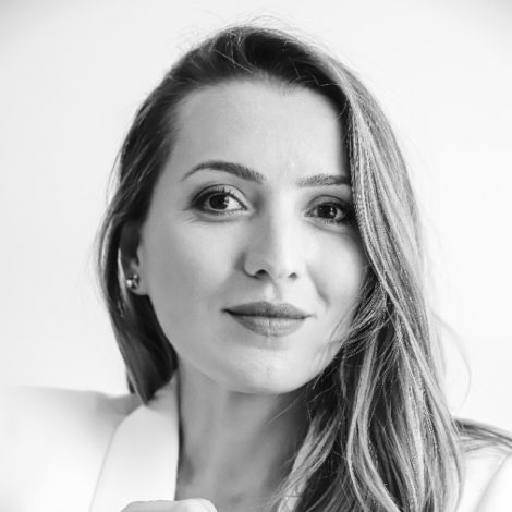 Aida Balaš<br />
BD Director <br />
100architects Middle East<br />
Bosnian<br />
_______________________<br />
Color: Black<br />
Movie: Anything with Angelina Jolie<br />
Hobby: roller skating<br />
Food: mashed potatoes <br />
Nickname: Ida